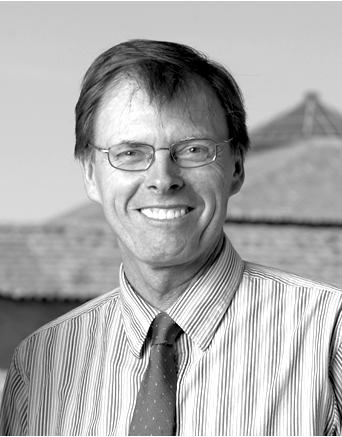 Welcome to the new member of our Scientific Committee: Prof. IAN HODDER